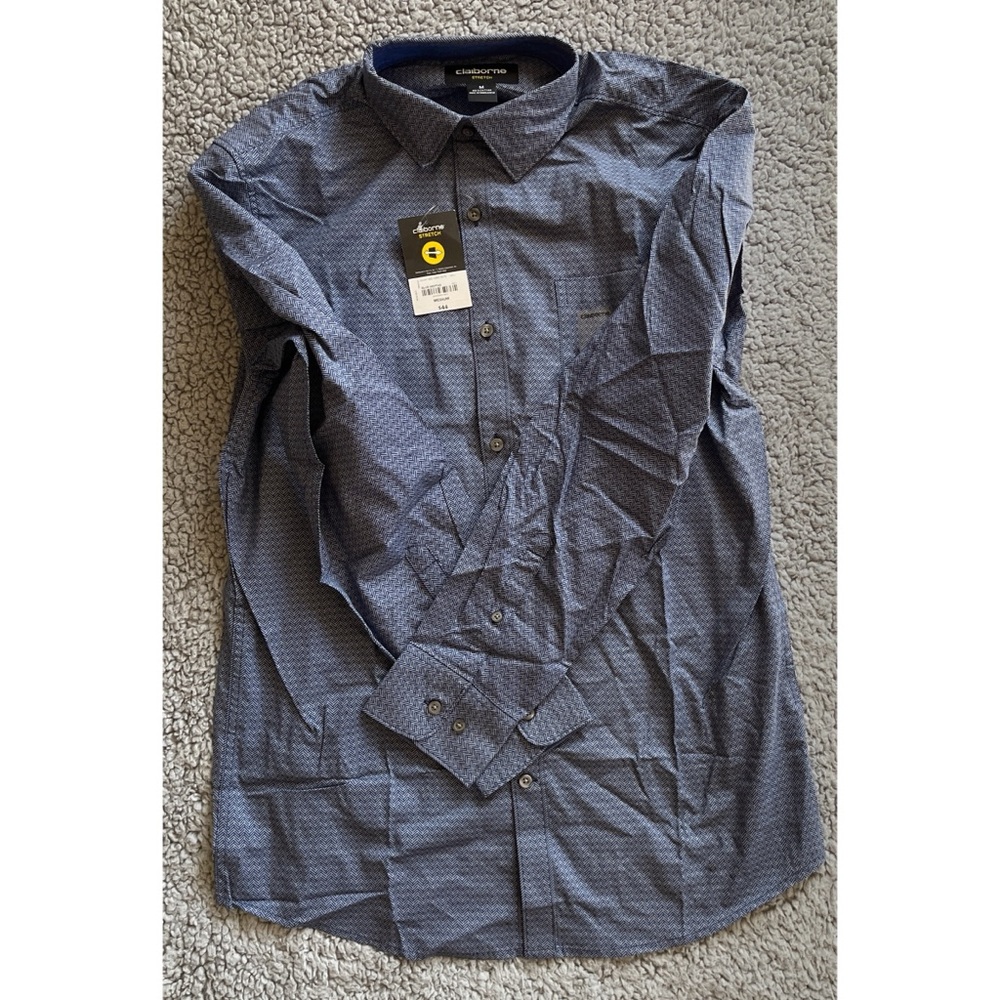 Claiborne NWT Men’s Medium Blue & Gray Long Sleeve Button Down Dress Shirt.